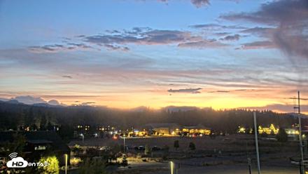 Truckee Tahoe Airport Live Webcam - Sep 21, 2026, 7:32pm PDT