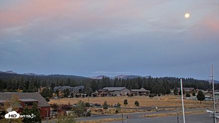 Truckee Tahoe Airport Live Webcam - Sep 27, 2026, 6:51am PDT