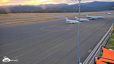 Truckee Tahoe Airport Live Webcam - Sep 27, 2026, 6:50am PDT