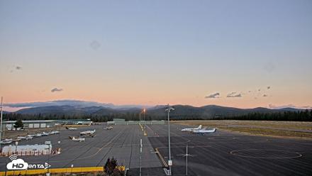 Truckee Tahoe Airport Live Webcam - Sep 13, 2026, 6:39am PDT