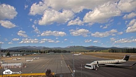 Truckee Tahoe Airport Live Webcam - Oct 11, 2026, 1:03pm PDT