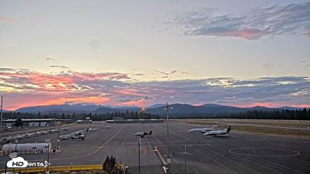 Truckee Tahoe Airport Live Webcam - Aug 28, 2026, 7:46pm PDT