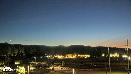 Truckee Tahoe Airport Live Webcam - Sep 14, 2026, 8:00pm PDT