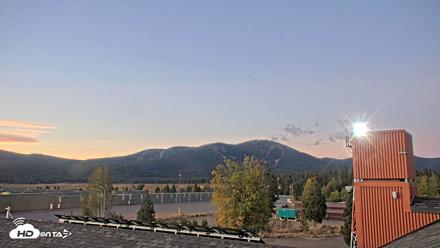 Truckee Tahoe Airport Live Webcam - Sep 13, 2026, 6:28am PDT