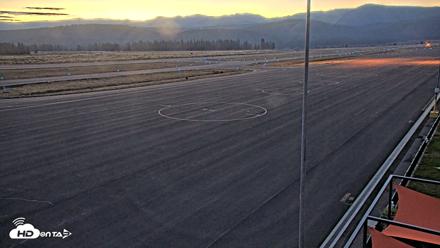 Truckee Tahoe Airport Live Webcam - Aug 26, 2026, 5:58am PDT