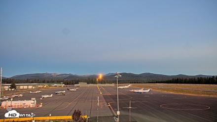 Truckee Tahoe Airport Live Webcam - Sep 12, 2026, 6:26am PDT