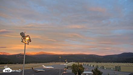 Truckee Tahoe Airport Live Webcam - Aug 27, 2026, 7:36pm PDT