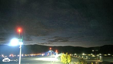 Truckee Tahoe Airport Live Webcam - Oct 4, 2026, 6:04am PDT
