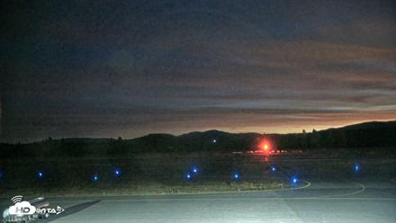Truckee Tahoe Airport Live Webcam - Sep 20, 2026, 5:58am PDT