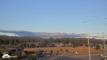 Truckee Tahoe Airport Live Webcam - Sep 13, 2026, 7:07am PDT