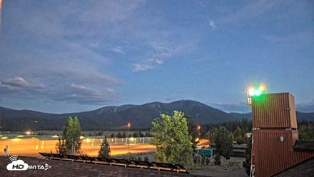 Truckee Tahoe Airport Live Webcam - Aug 13, 2026, 8:34pm PDT