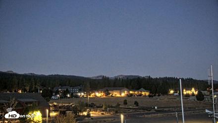 Truckee Tahoe Airport Live Webcam - Oct 18, 2026, 6:41am PDT