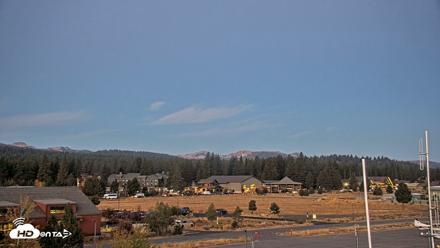 Truckee Tahoe Airport Live Webcam - Oct 14, 2026, 6:51am PDT