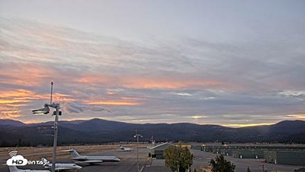 Truckee Tahoe Airport Live Webcam - Sep 27, 2026, 6:49am PDT