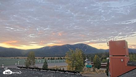 Truckee Tahoe Airport Live Webcam - Sep 10, 2026, 6:41am PDT