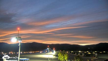 Truckee Tahoe Airport Live Webcam - Sep 26, 2026, 6:20am PDT