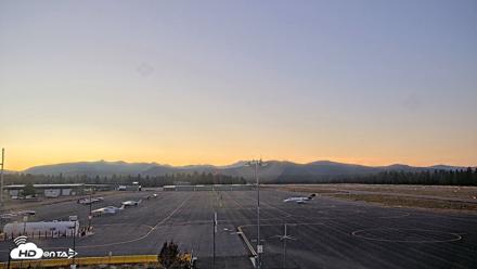Truckee Tahoe Airport Live Webcam - Sep 22, 2026, 7:07pm PDT