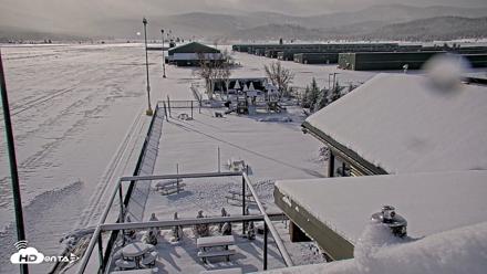 Truckee Tahoe Airport Live Webcam - Apr 12, 2026, 8:16am PDT