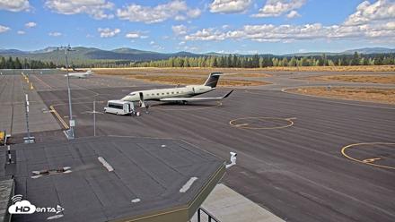Truckee Tahoe Airport Live Webcam - Oct 11, 2026, 1:03pm PDT