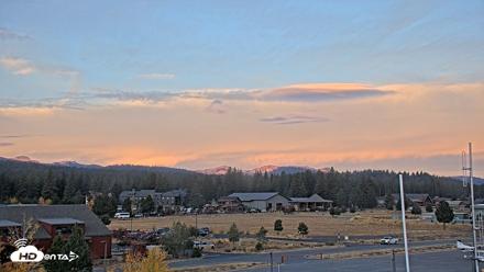 Truckee Tahoe Airport Live Webcam - Oct 20, 2026, 7:20am PDT