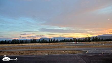 Truckee Tahoe Airport Live Webcam - Sep 2, 2026, 6:29am PDT
