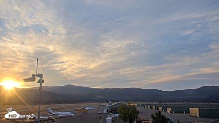 Truckee Tahoe Airport Live Webcam - Sep 20, 2026, 7:12am PDT