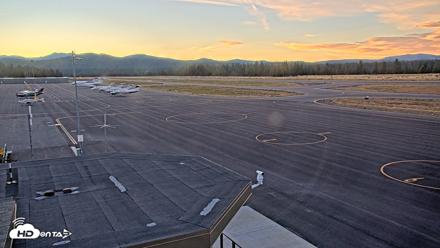 Truckee Tahoe Airport Live Webcam - Aug 22, 2026, 7:50pm PDT