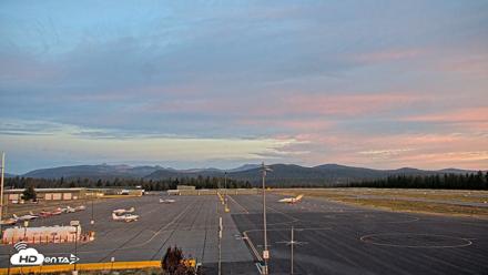 Truckee Tahoe Airport Live Webcam - Aug 25, 2026, 6:17am PDT