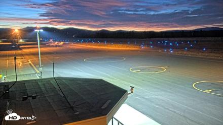 Truckee Tahoe Airport Live Webcam - Aug 23, 2026, 8:27pm PDT