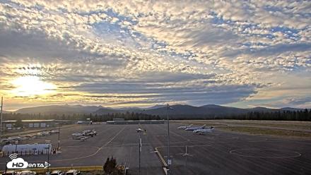 Truckee Tahoe Airport Live Webcam - Aug 17, 2026, 7:07pm PDT