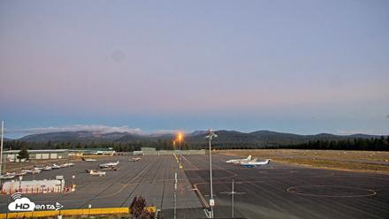 Truckee Tahoe Airport Live Webcam - Sep 13, 2026, 6:28am PDT