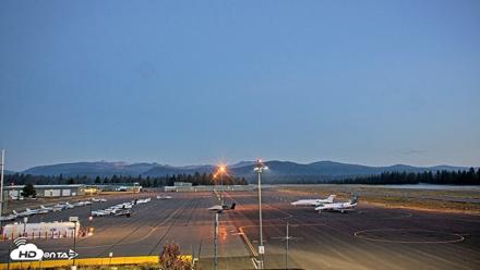 Truckee Tahoe Airport Live Webcam - Aug 29, 2026, 6:07am PDT