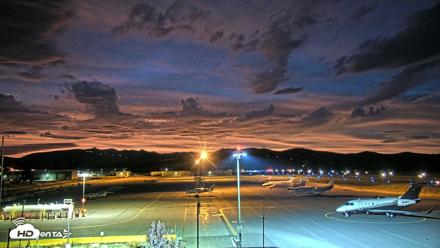 Truckee Tahoe Airport Live Webcam - Aug 27, 2026, 8:23pm PDT
