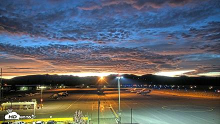 Truckee Tahoe Airport Live Webcam - Aug 17, 2026, 8:34pm PDT