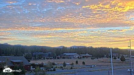 Truckee Tahoe Airport Live Webcam - Aug 17, 2026, 7:53pm PDT