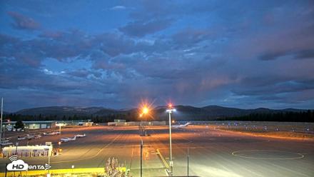 Truckee Tahoe Airport Live Webcam - Sep 10, 2026, 6:10am PDT