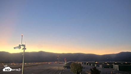 Truckee Tahoe Airport Live Webcam - Sep 29, 2026, 6:33am PDT