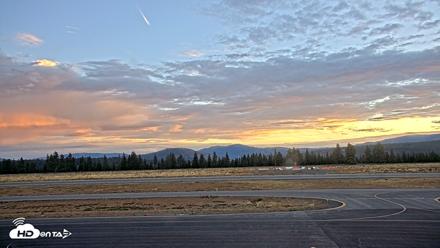 Truckee Tahoe Airport Live Webcam - Sep 10, 2026, 6:42am PDT