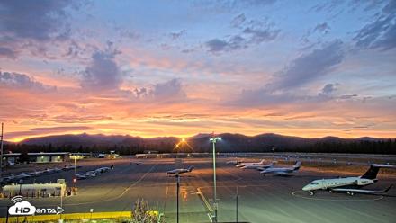 Truckee Tahoe Airport Live Webcam - Aug 27, 2026, 8:03pm PDT