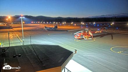 Truckee Tahoe Airport Live Webcam - Sep 16, 2026, 7:50pm PDT