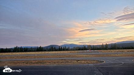 Truckee Tahoe Airport Live Webcam - Sep 25, 2026, 6:50am PDT