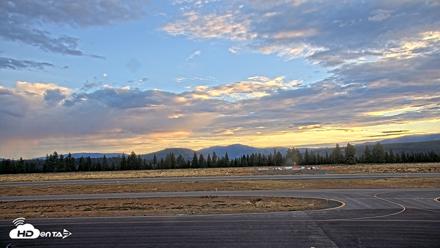 Truckee Tahoe Airport Live Webcam - Sep 10, 2026, 6:55am PDT