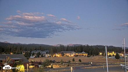 Truckee Tahoe Airport Live Webcam - Oct 10, 2026, 6:37am PDT