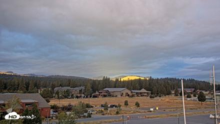 Truckee Tahoe Airport Live Webcam - Sep 3, 2026, 6:47am PDT