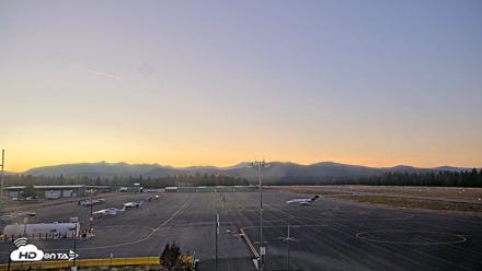 Truckee Tahoe Airport Live Webcam - Sep 22, 2026, 7:22pm PDT