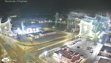 Lethbridge Alberta Watertower Live Webcam - May 27, 2026, 2:16am MDT