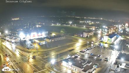 Lethbridge Alberta Watertower Live Webcam - Aug 13, 2026, 10:50pm MDT