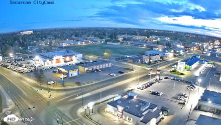 Lethbridge Alberta Watertower Live Webcam - May 18, 2026, 9:50pm MDT