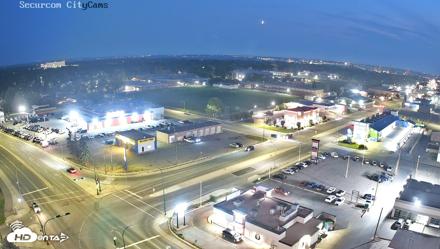 Lethbridge Alberta Watertower Live Webcam - Aug 17, 2026, 9:29pm MDT