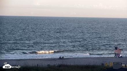 Boulineaus Cherry Grove Beach Live Cam - Sep 9, 2026, 7:08pm EDT